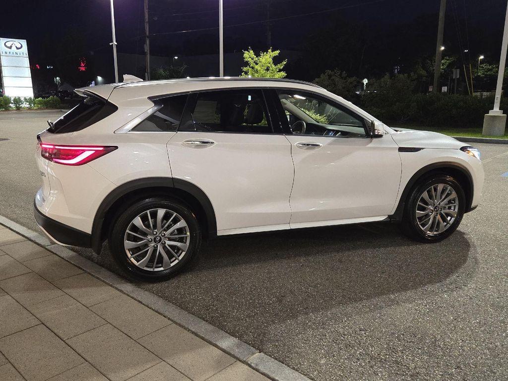 new 2025 INFINITI QX50 car, priced at $47,318