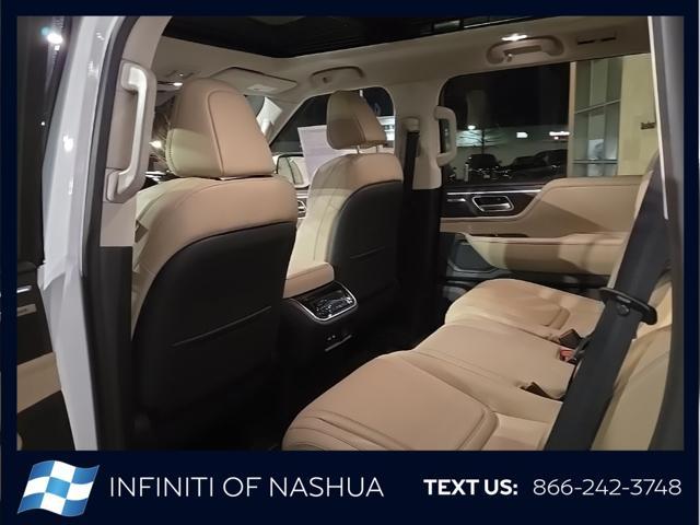 new 2025 INFINITI QX80 car, priced at $85,107