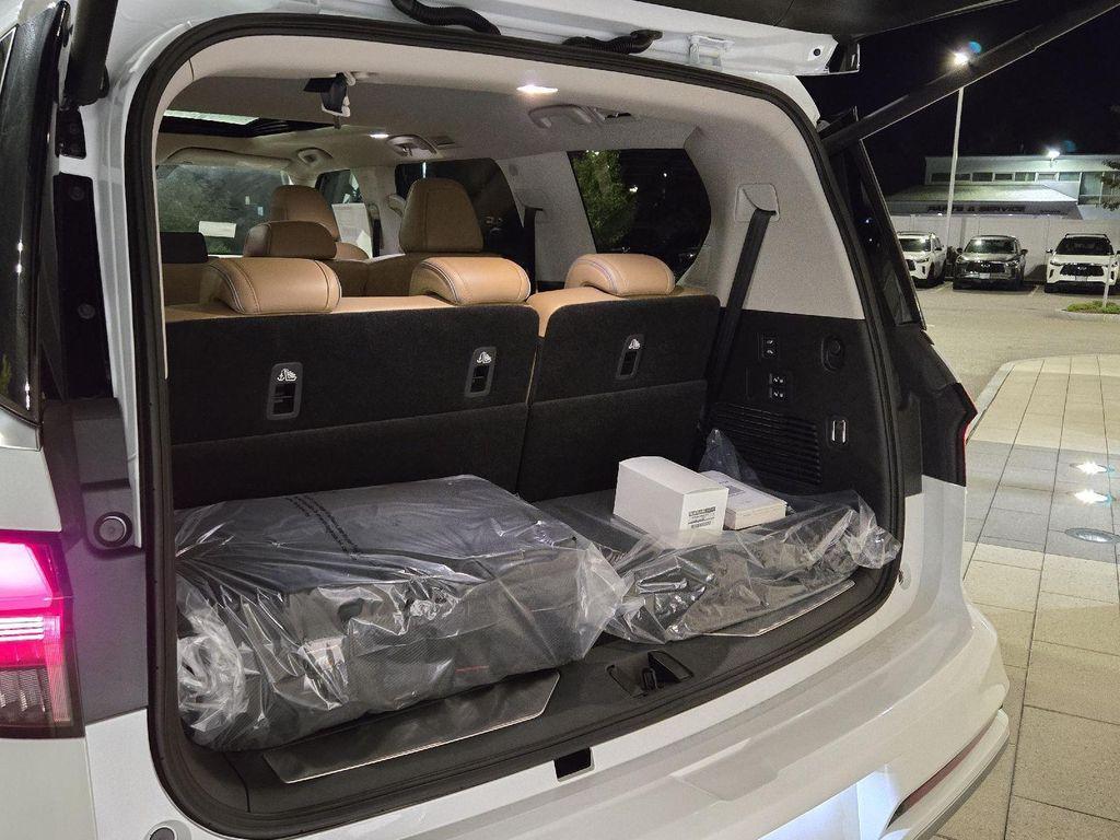 new 2026 INFINITI QX80 car, priced at $94,819