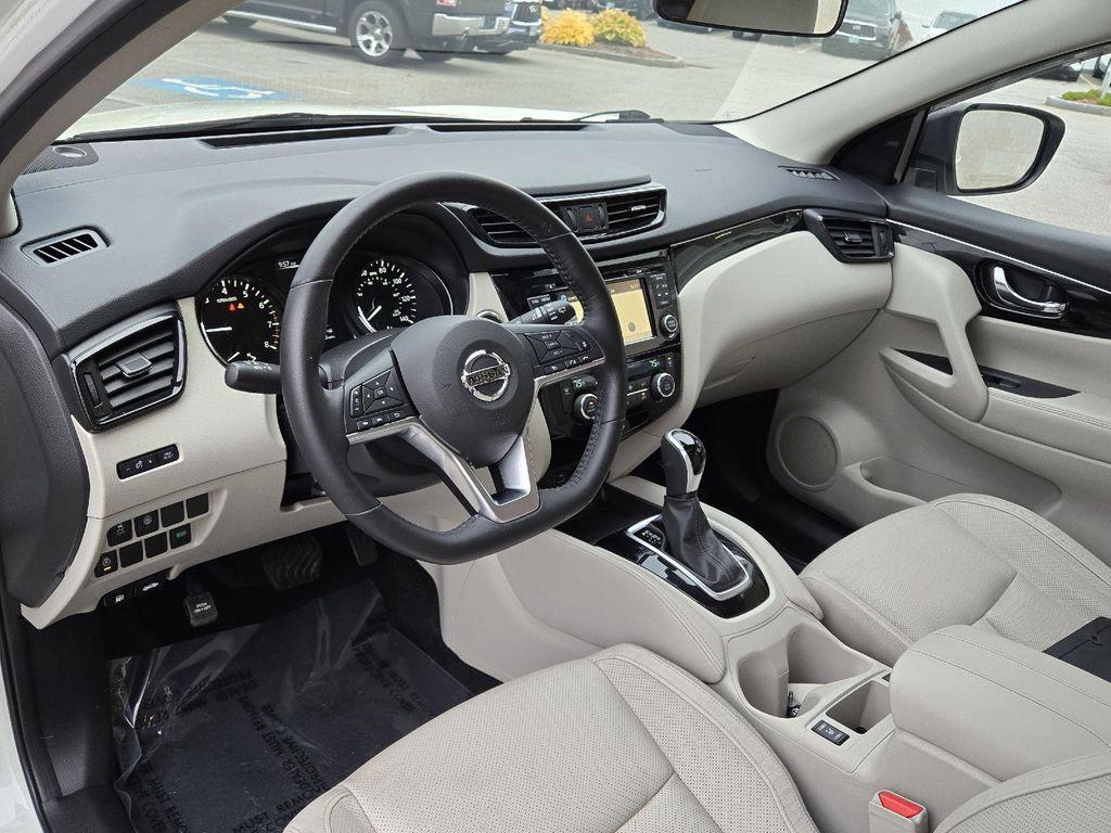 used 2017 Nissan Rogue Sport car, priced at $14,997