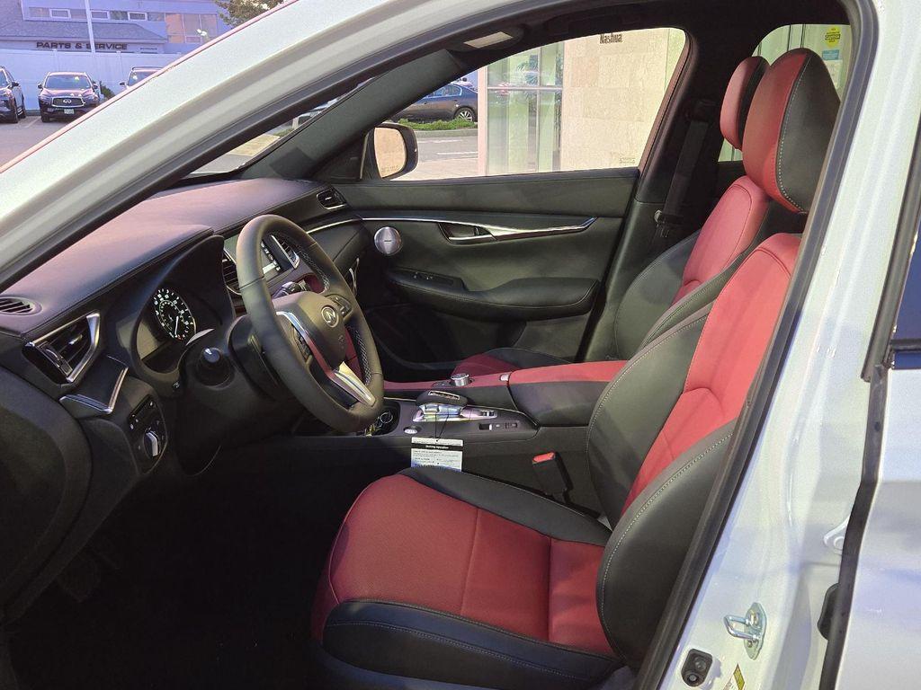 new 2025 INFINITI QX50 car, priced at $52,022