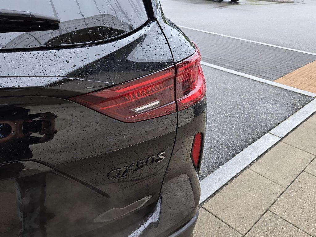 new 2025 INFINITI QX50 car, priced at $52,034