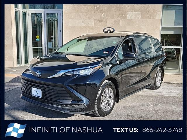 used 2022 Toyota Sienna car, priced at $38,900