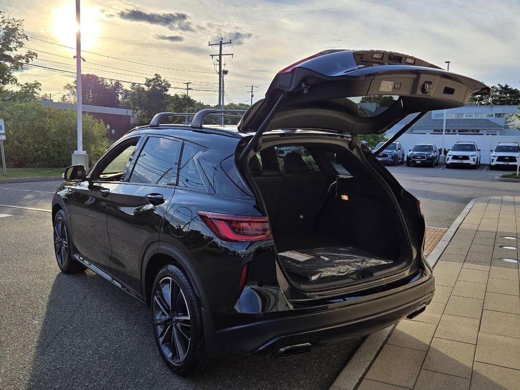 new 2025 INFINITI QX50 car, priced at $52,137