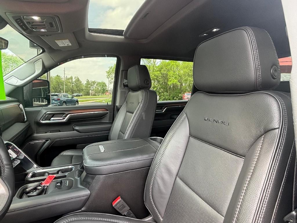 used 2024 GMC Sierra 2500 car, priced at $78,990