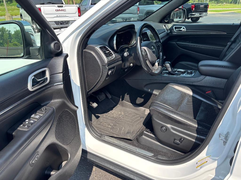 used 2020 Jeep Grand Cherokee car, priced at $18,990