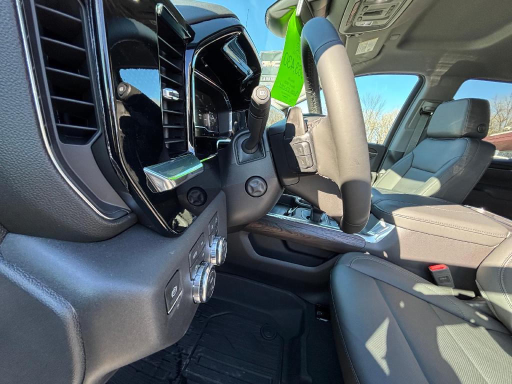 new 2025 GMC Sierra 1500 car, priced at $62,930
