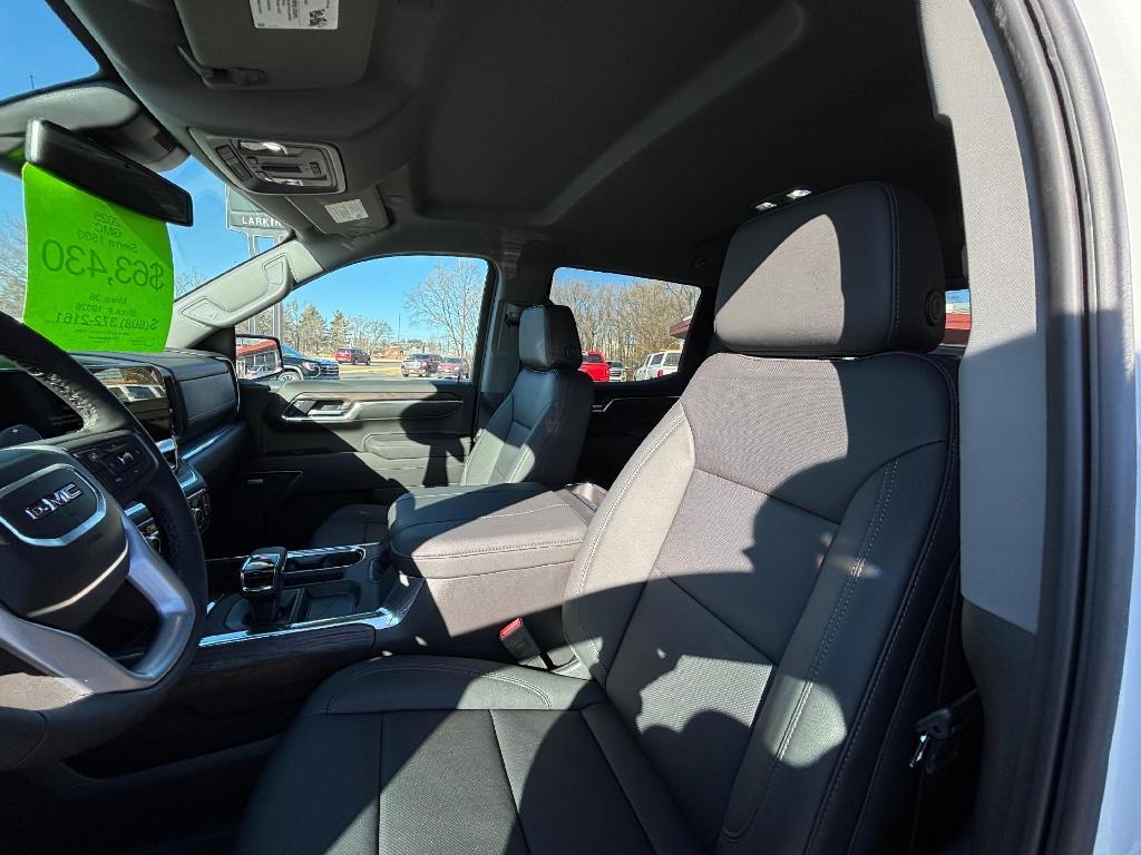 new 2025 GMC Sierra 1500 car, priced at $62,930