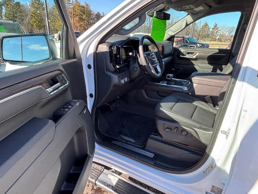 new 2025 GMC Sierra 1500 car, priced at $62,930