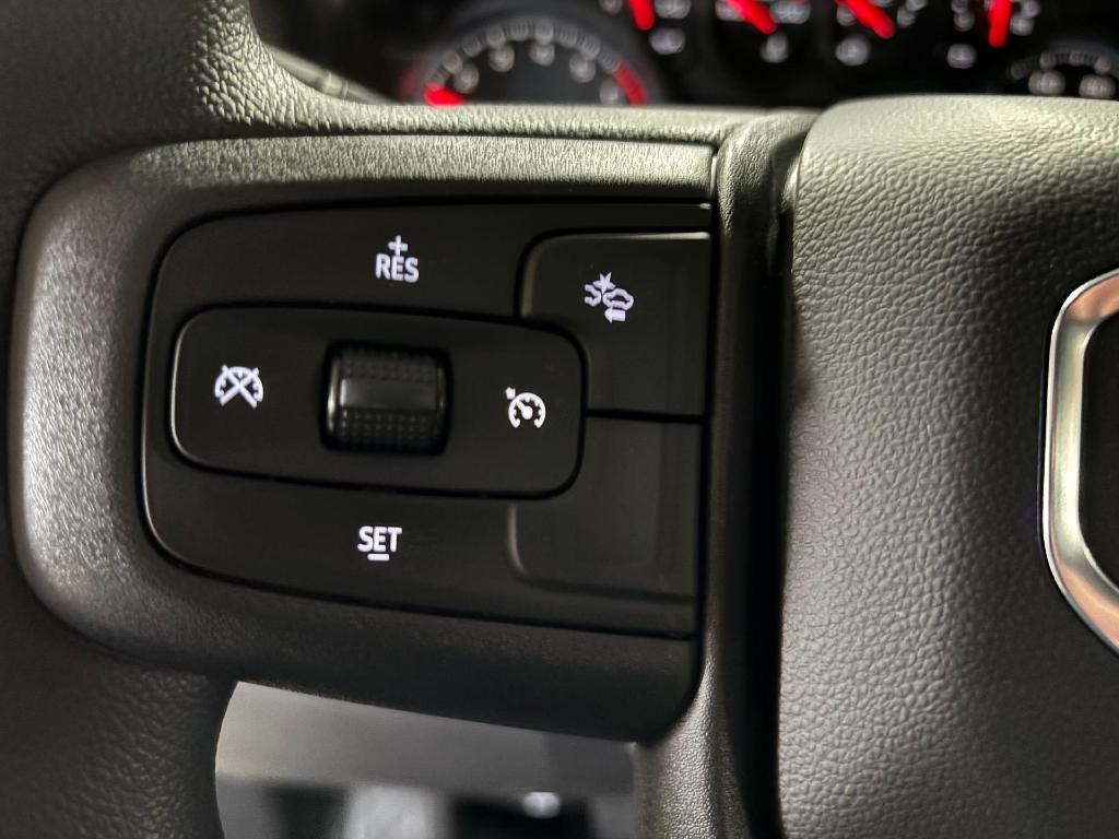new 2025 GMC Sierra 1500 car, priced at $43,015