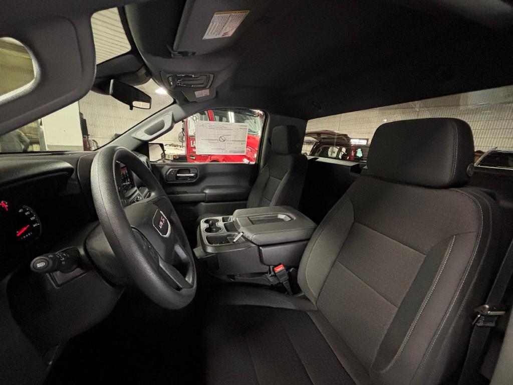 new 2025 GMC Sierra 1500 car, priced at $43,015