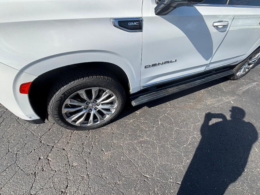 used 2023 GMC Yukon XL car, priced at $69,990