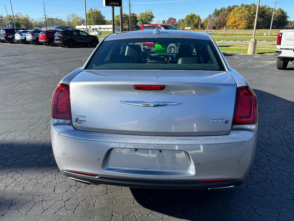 used 2018 Chrysler 300 car, priced at $17,990