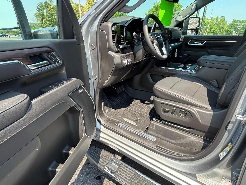 new 2025 GMC Sierra 2500 car, priced at $70,460