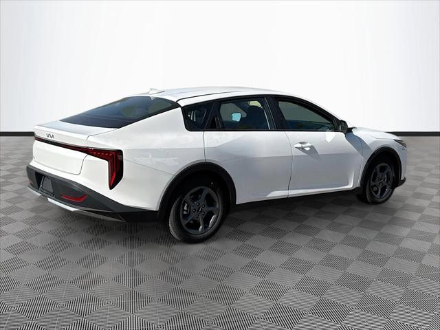 new 2025 Kia K4 car, priced at $23,326