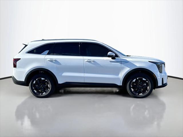 new 2025 Kia Sorento car, priced at $39,303