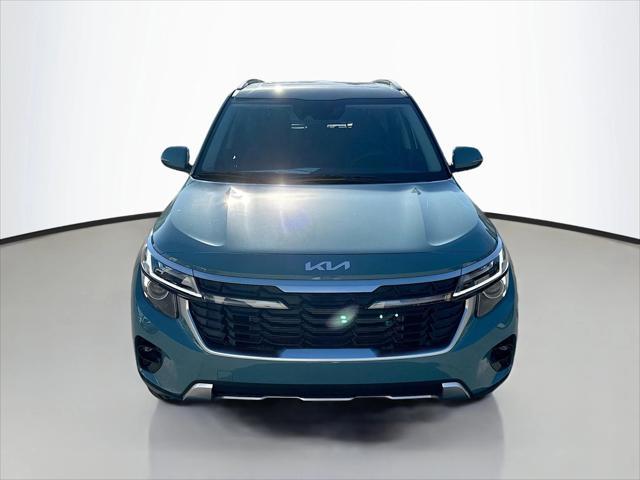 new 2025 Kia Seltos car, priced at $30,655