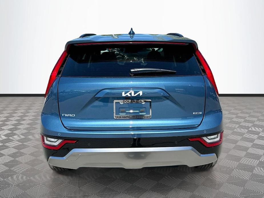 new 2024 Kia Niro Plug-In Hybrid car, priced at $42,385