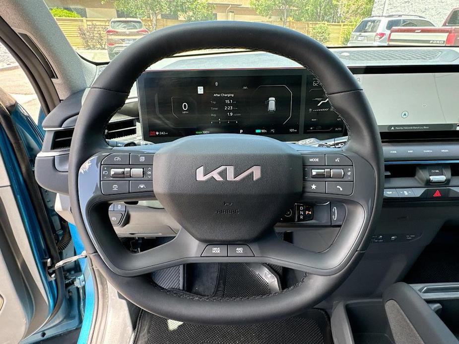 new 2024 Kia EV9 car, priced at $72,007