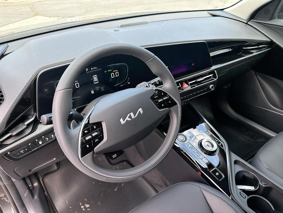 new 2024 Kia Niro Plug-In Hybrid car, priced at $35,398