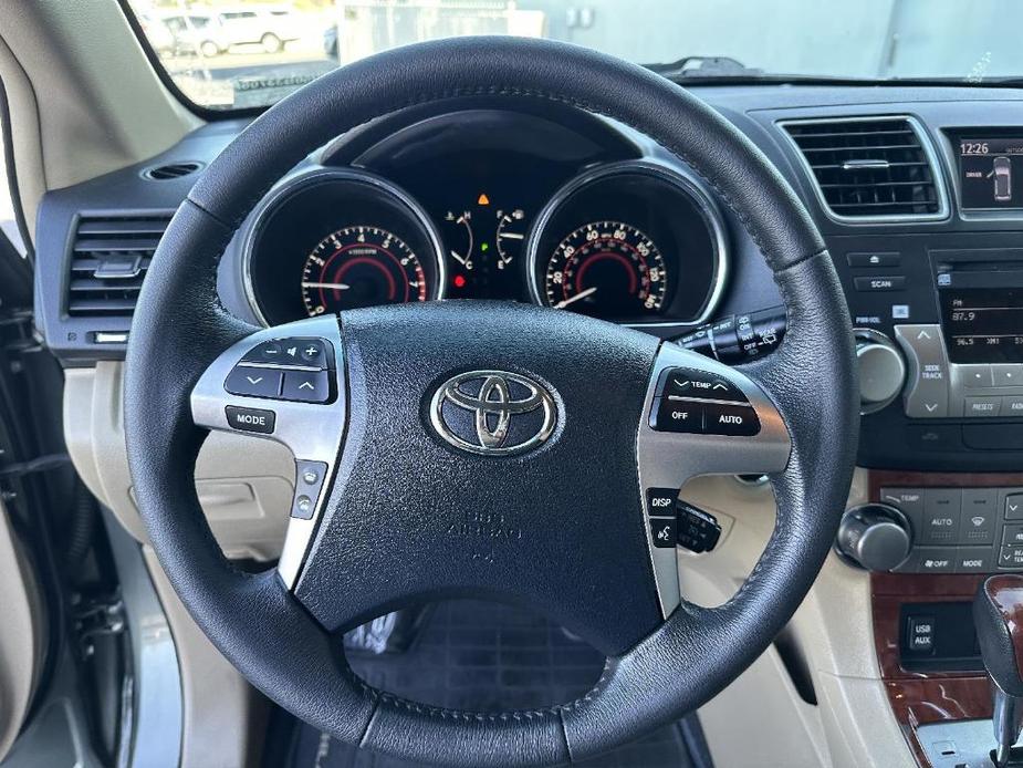 used 2012 Toyota Highlander car, priced at $15,990
