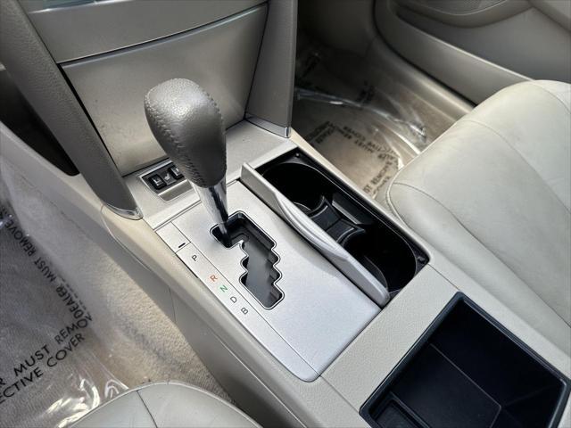used 2007 Toyota Camry Hybrid car, priced at $8,990