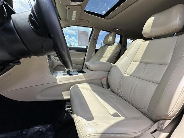 used 2015 Jeep Grand Cherokee car, priced at $13,330