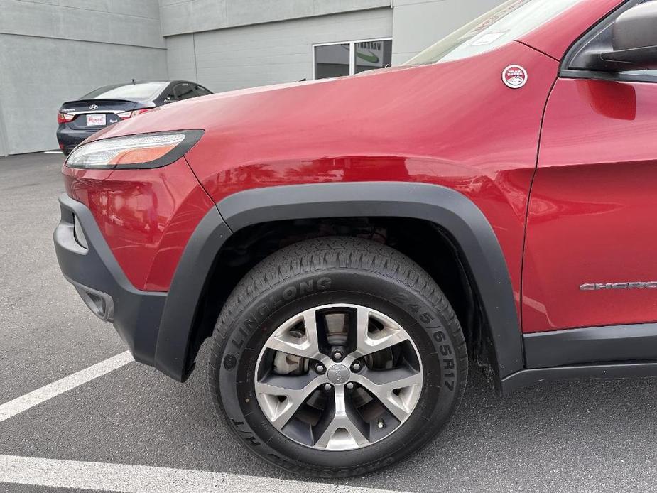 used 2016 Jeep Cherokee car, priced at $16,991