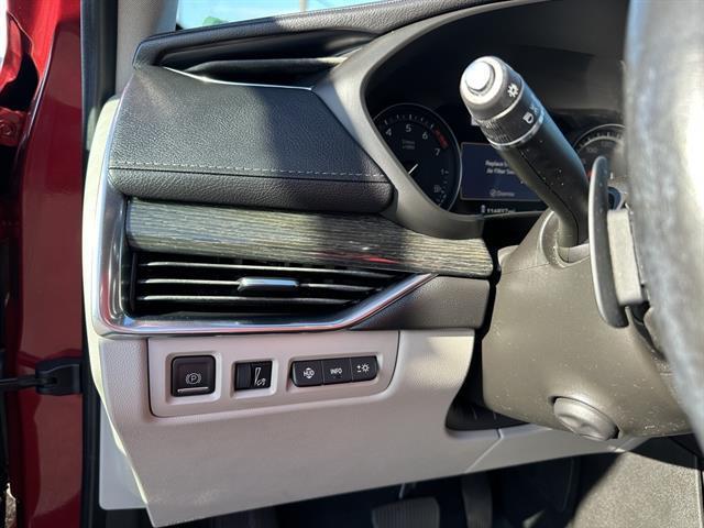 used 2019 Cadillac XT4 car, priced at $16,390