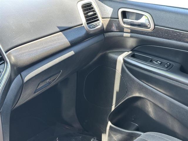 used 2017 Jeep Grand Cherokee car, priced at $9,990