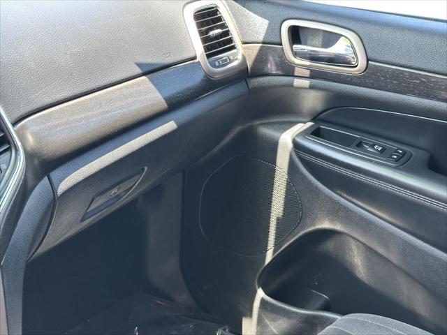 used 2017 Jeep Grand Cherokee car, priced at $10,990