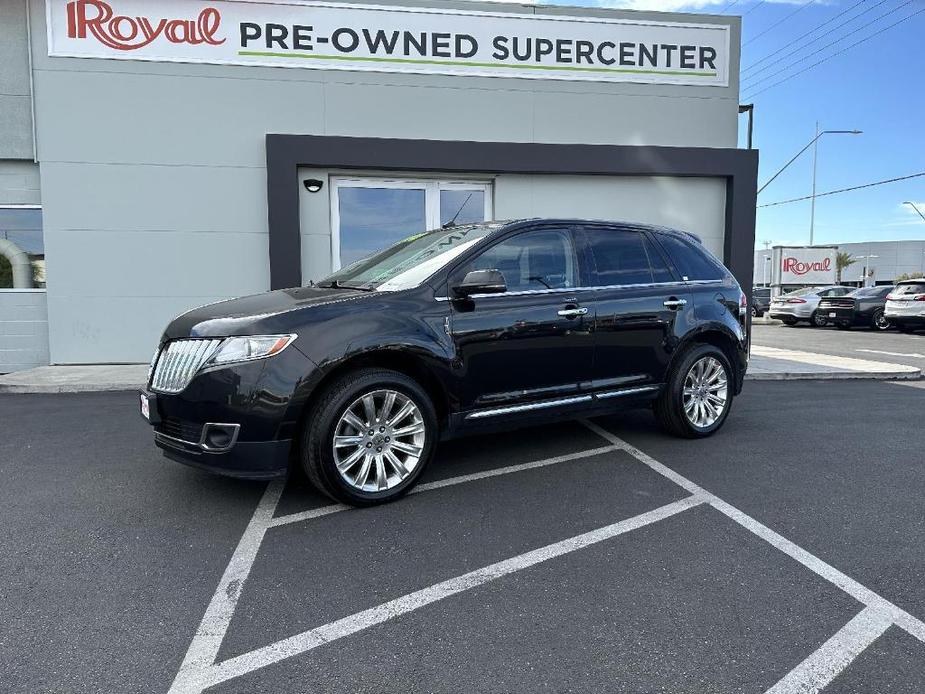 used 2013 Lincoln MKX car, priced at $12,300