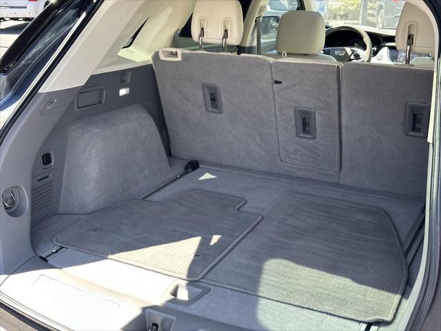 used 2019 Cadillac XT5 car, priced at $19,690