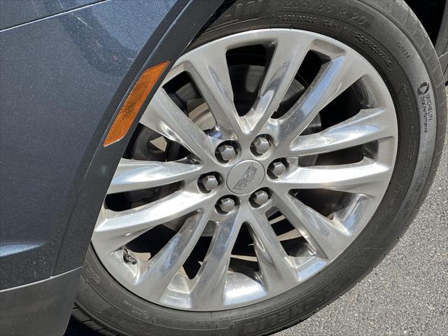 used 2019 Cadillac XT5 car, priced at $19,690