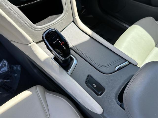 used 2019 Cadillac XT5 car, priced at $19,990