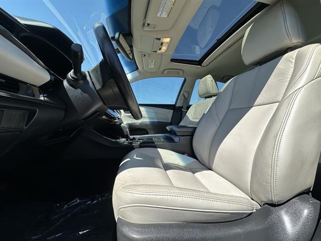 used 2015 Toyota Avalon Hybrid car, priced at $13,650