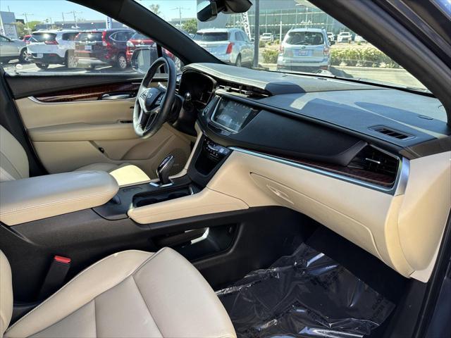 used 2018 Cadillac XT5 car, priced at $16,690