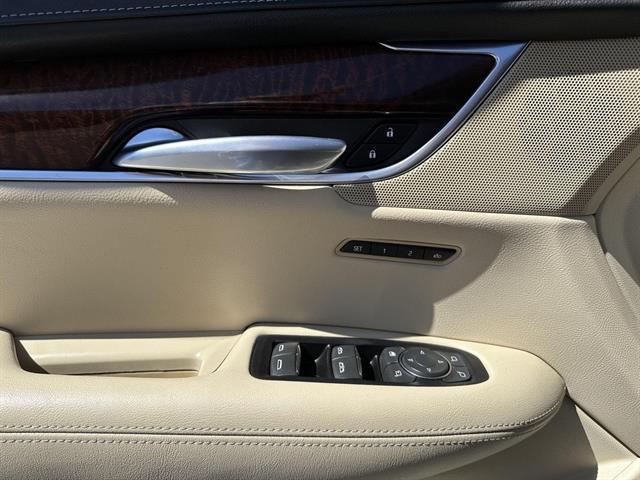 used 2018 Cadillac XT5 car, priced at $16,490