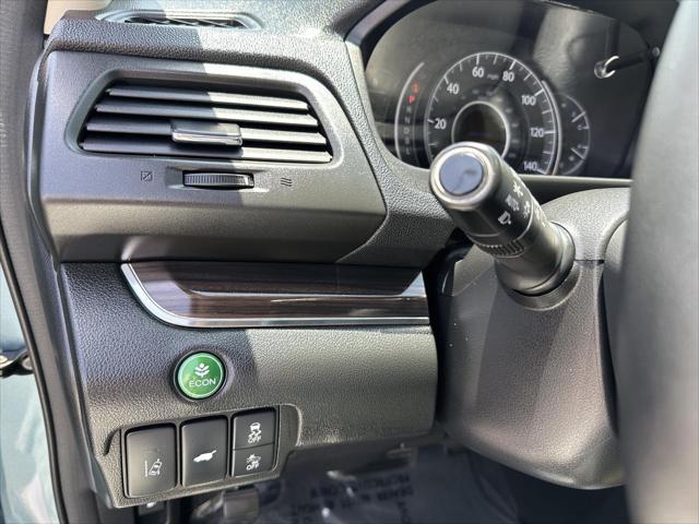 used 2015 Honda CR-V car, priced at $15,990