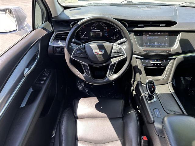 used 2017 Cadillac XT5 car, priced at $15,990