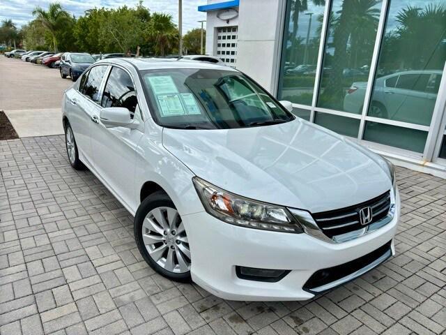 used 2015 Honda Accord car, priced at $13,574