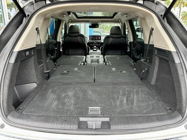 used 2025 Acura MDX car, priced at $47,512