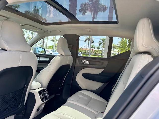 used 2021 Volvo XC40 car, priced at $22,990
