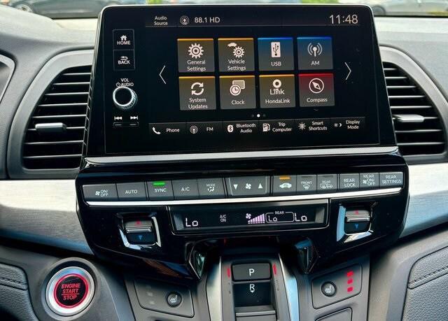 new 2025 Honda Odyssey car, priced at $42,425
