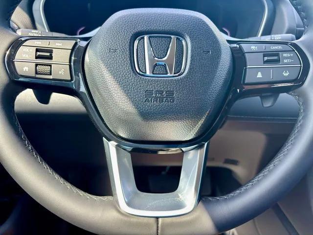 new 2025 Honda Pilot car, priced at $47,817