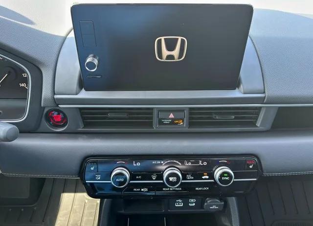 new 2025 Honda Pilot car, priced at $47,817