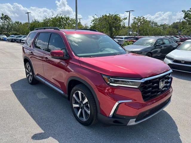 new 2025 Honda Pilot car, priced at $47,817