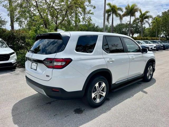 new 2025 Honda Pilot car, priced at $44,846