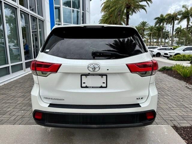 used 2019 Toyota Highlander car, priced at $21,900