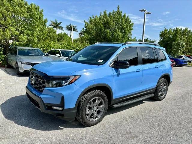 new 2025 Honda Passport car, priced at $44,564